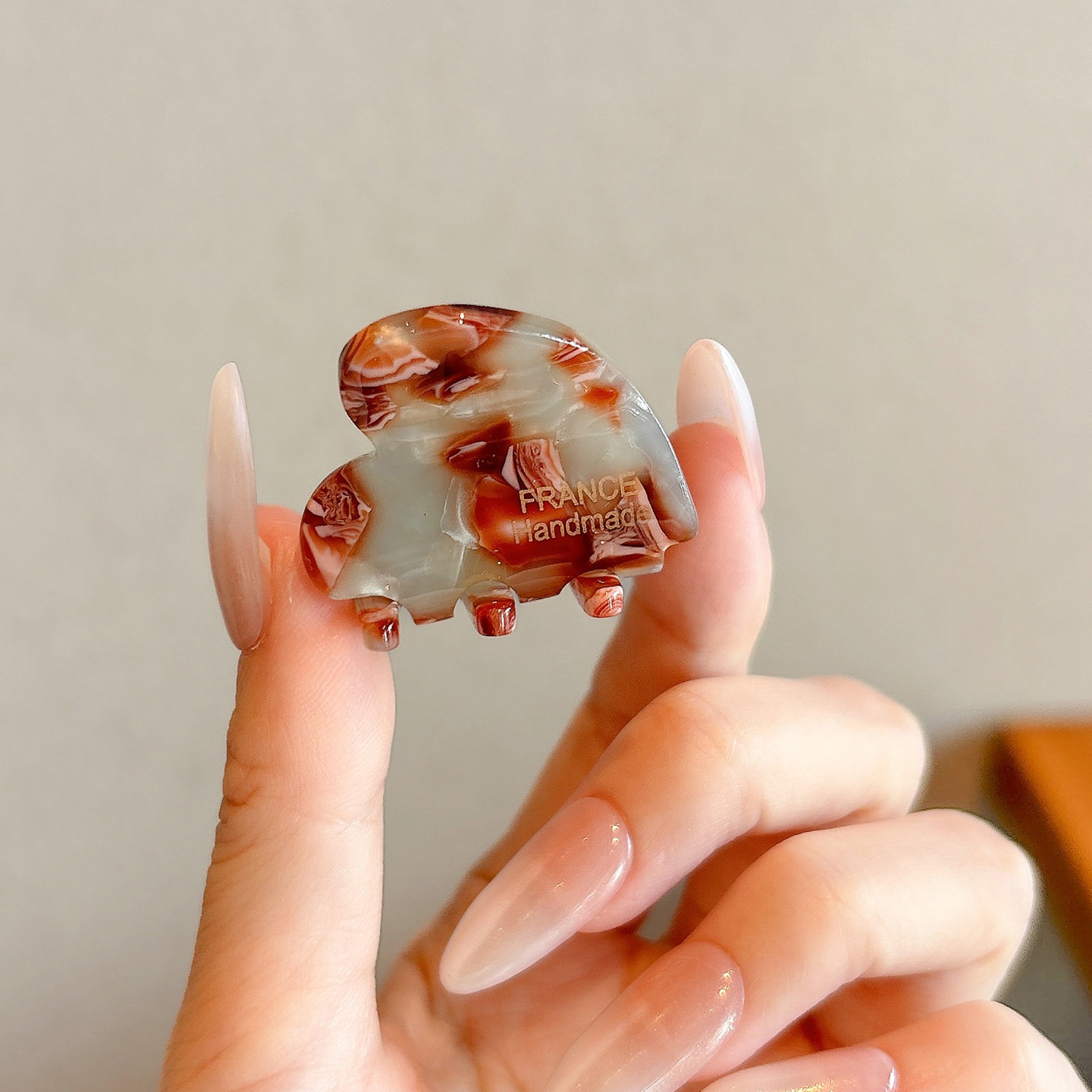 4#사랑스러운 블루 브라운 패턴, 약 3.2cm