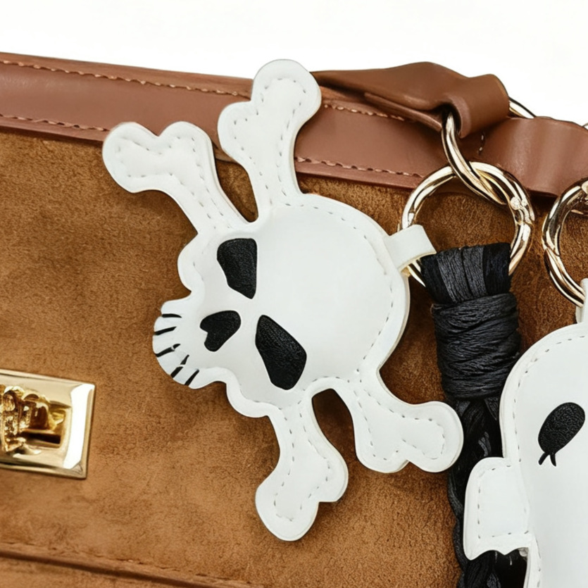 创意25新款万圣节骷髅头pu皮革钥匙圈 时尚个性充棉包包挂饰挂件