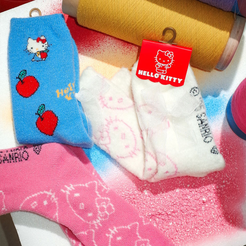 珊瑚绒袜子女中筒袜冬季加厚保暖地板袜可爱hellokitty家居睡眠袜|undefined