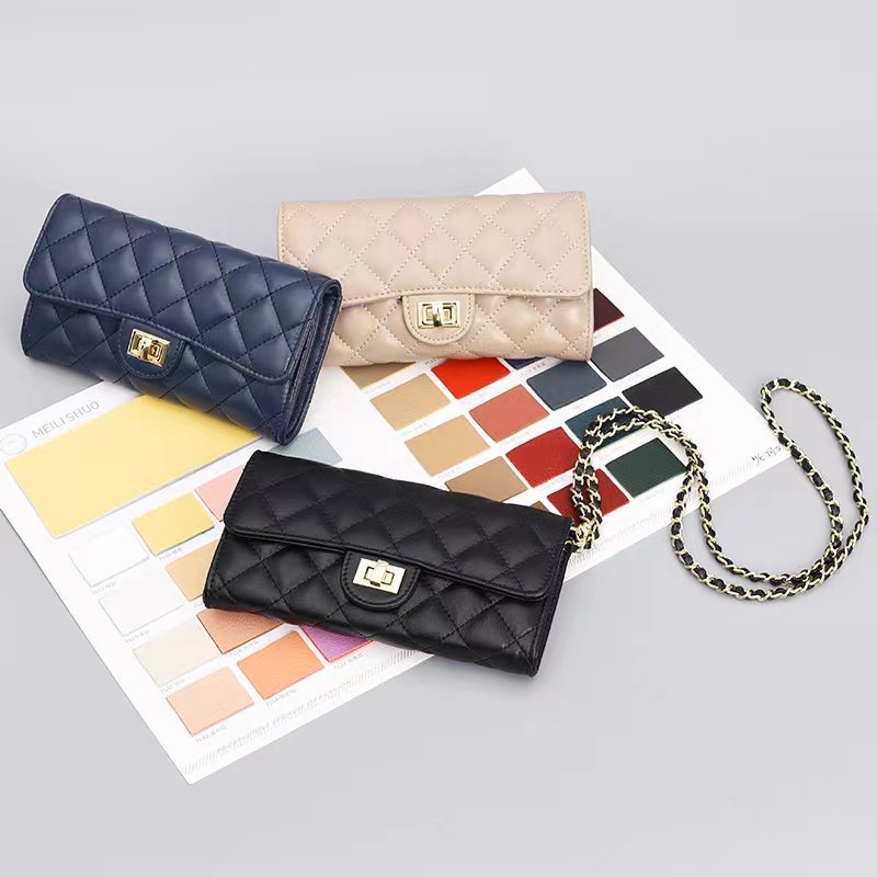 澳卡琪新款时尚百搭羊皮女士夹长钱包大容量经典菱格通用斜跨包