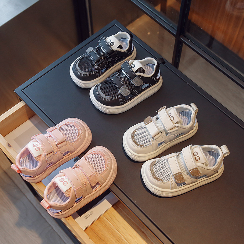 Sandali per bambini a maglia singola nuovo stile estivo 2024, scarpe per bambini ultraleggere, scarpe per ragazze con fondo morbido antiscivolo Baotou per ragazzi, scarpe con telaio_voghion.com