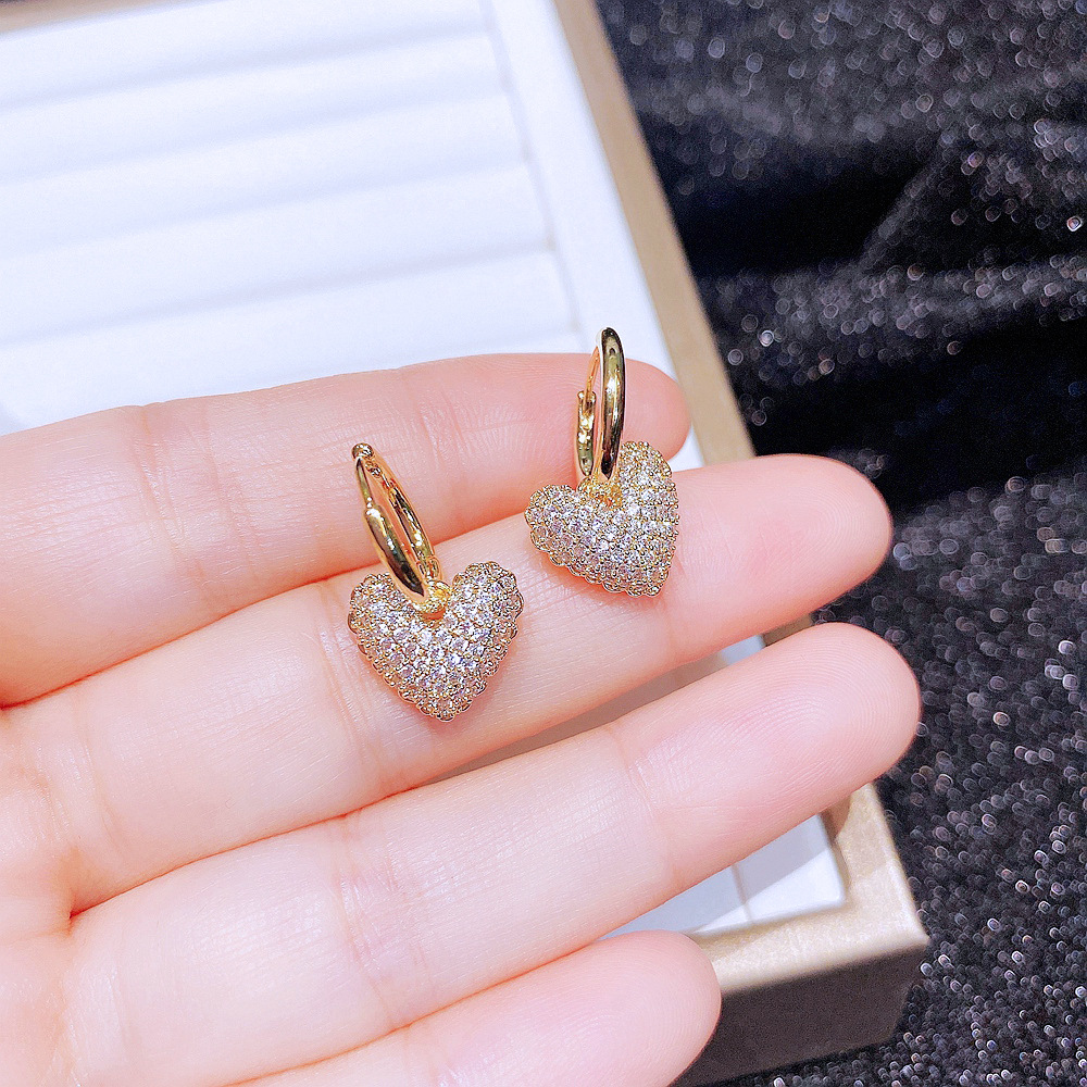 Simple Style Heart Shape Copper Drop Earrings Inlay Zircon Copper Earrings display picture 5