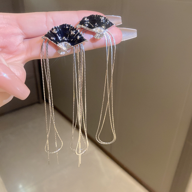 Pendientes de perla de diamantes con aguja de plata de súper hada, pendientes de borla de flores, pendientes de moda francesa, pendientes de nicho para mujer, lujo ligero, sentido de alta gama