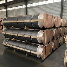 石墨电极实用石墨坩埚光伏石墨电极加热石墨棒石墨电极批质量保障