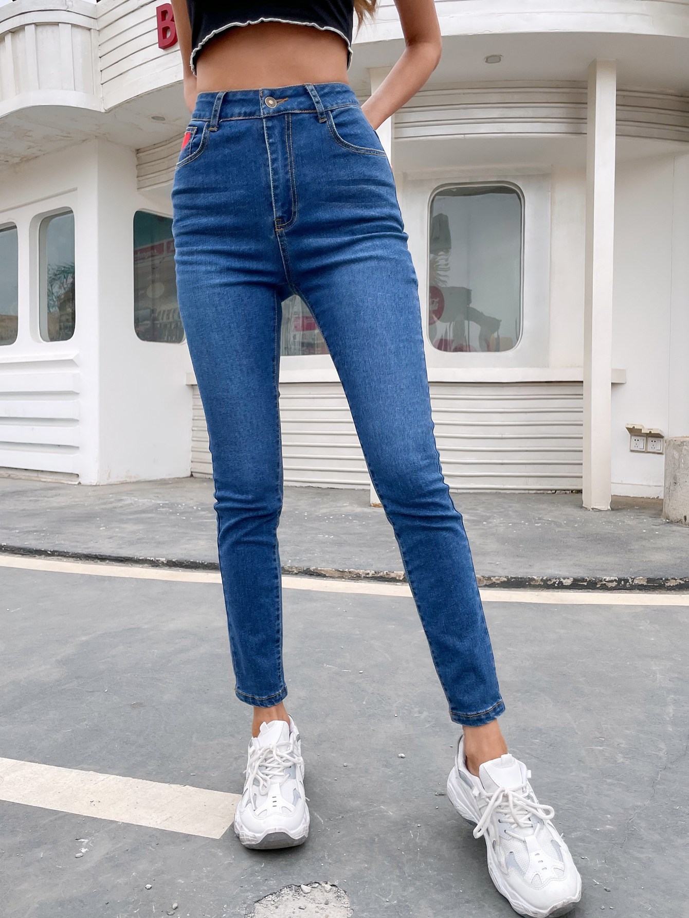 High-Waisted Slim-Fit Jeans NSJM113814