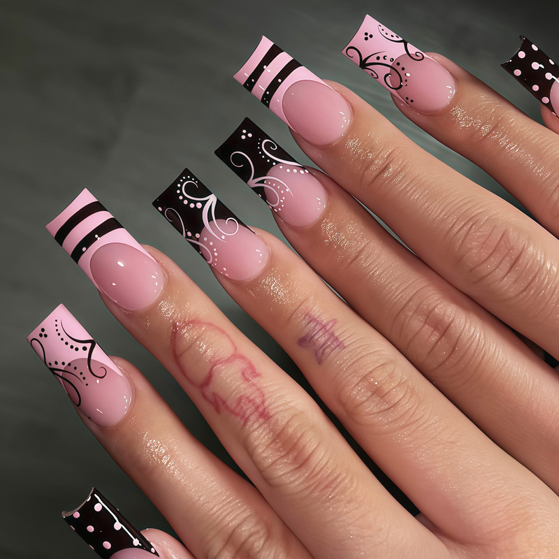 Spring and Summer Hot-Selling Pink and Black French-Style Polka Dot Fake Nails, Sweet and Cool Black Vine Stripe Polka Dot Manicure Spring and Summer Hot-Selling Pink and Black French-Style Polka Dot Fake Nails, Sweet and Cool Black Vine Stripe Polka Dot Manicure