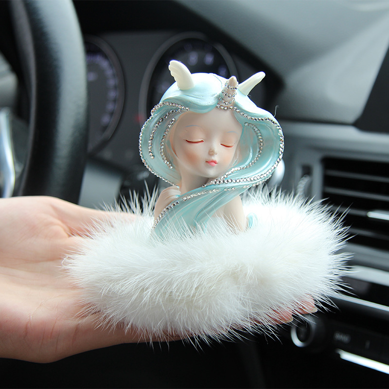 Nuevos productos creativos Adornos de aromaterapia para interiores de automóviles Beautiful Angel más la base a juego contiene piezas de fragancia y fragancia duradera