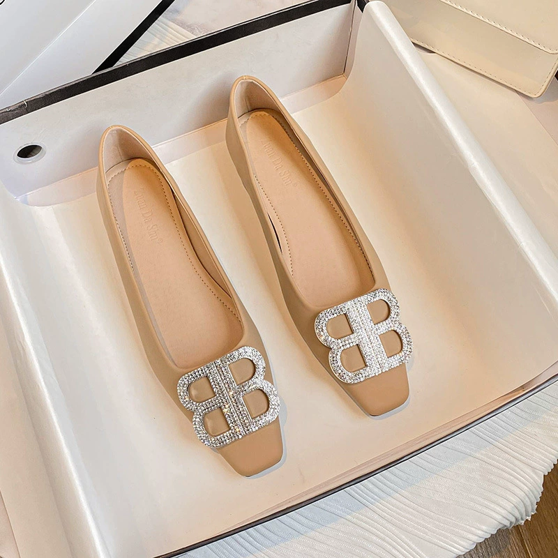 Поставка небольшой квадратной головки металла пряжки одиночные ботинки чистый свет полный сверления металла пряжки плоские туфли Теплый поздно