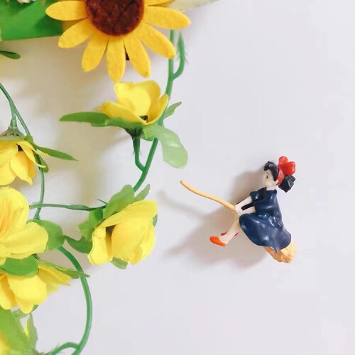 Cartoon Hayao Miyazaki Xiaomei refrigerator magnet 3D three-dimensional dancing cat magnetic sticker message board home decoration gift