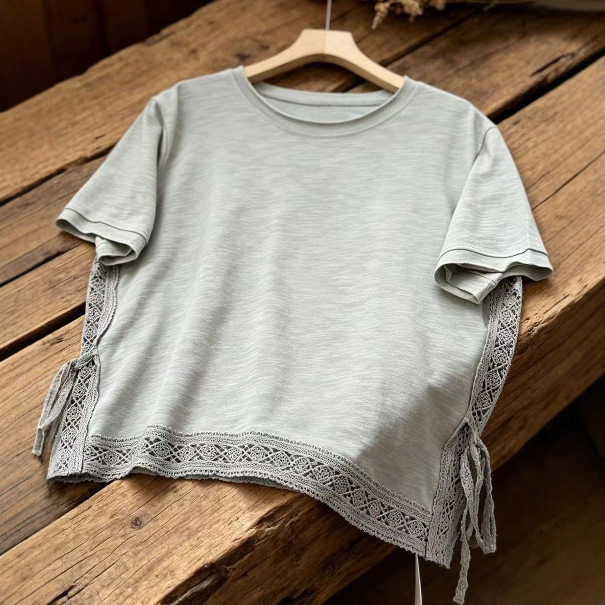 Japanese summer solid short sleeve T-shirt with a round collar for…