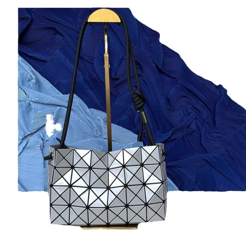 La fábrica japonesa original en abril, el nuevo paquete de tofu beimu bolso de mano hombro con hombro bolso de mujer bolso axila