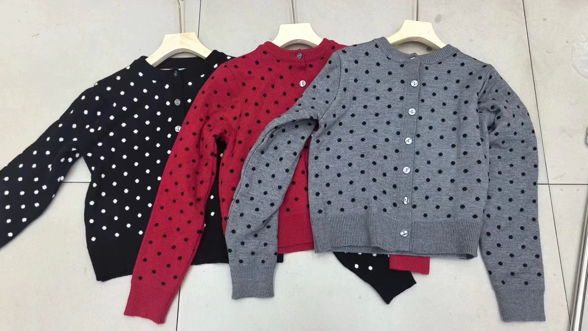 Кардиган демисезон oversized, западный стиль, один размер, вязаный в горошек