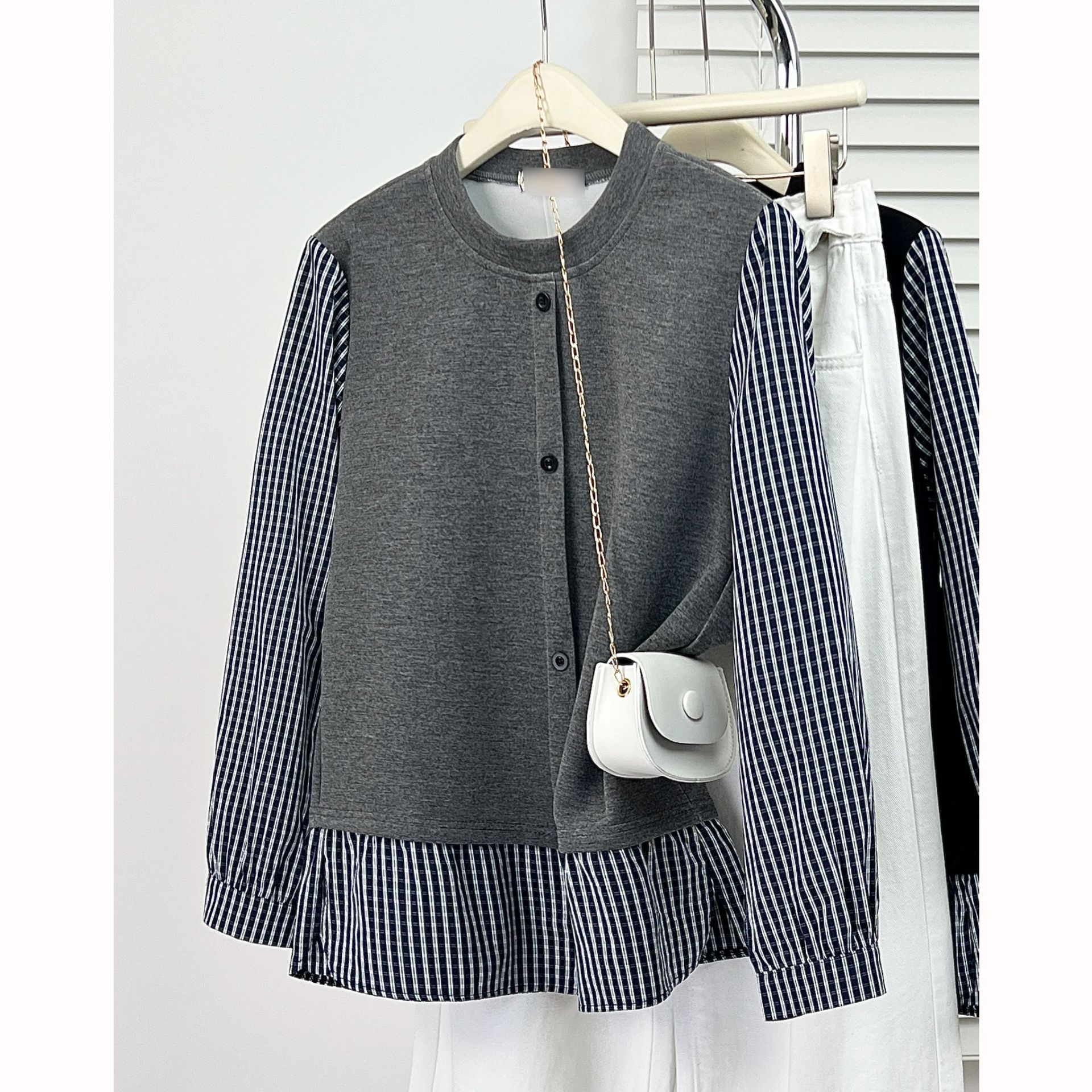 Spring New Plus-Size Women's Fashion Plaid Patchwork Fake Two-Piece Shirt 100kg Round Neck Top 9458