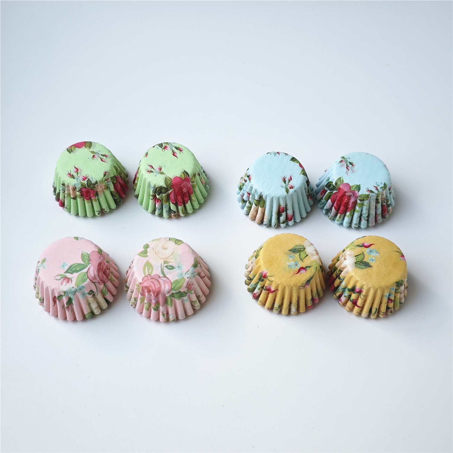 48 96 mini pastel soporte de papel un bocado de taza de papel Fu impresión de impresión de aceite de papel pequeño soporte de papel de horneado