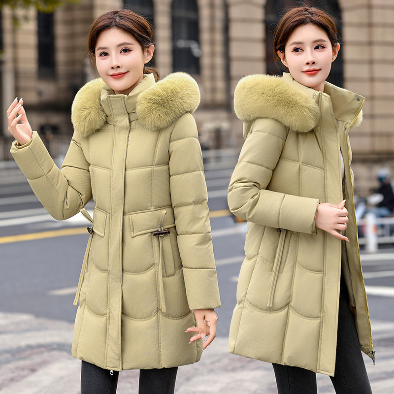 Gran cuello de cabello nueva chaqueta de algodón 2025, chaqueta de invierno media y larga chaqueta de algodón encapuchado cintura cuerda delgada y gruesa ropa de algodón mujer
