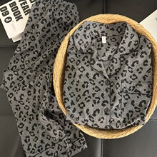 ��ϵ�͹źڻұ��y��H˯����Ů���＾�L���Lѝ�Ҿӷ����b�羳���l