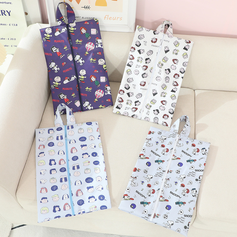 Cartoon Kulomi Large Capacity Portable Shoe Bag Convenient Travel Storage Towel Toiletries Storage Bag Zipper Bag
