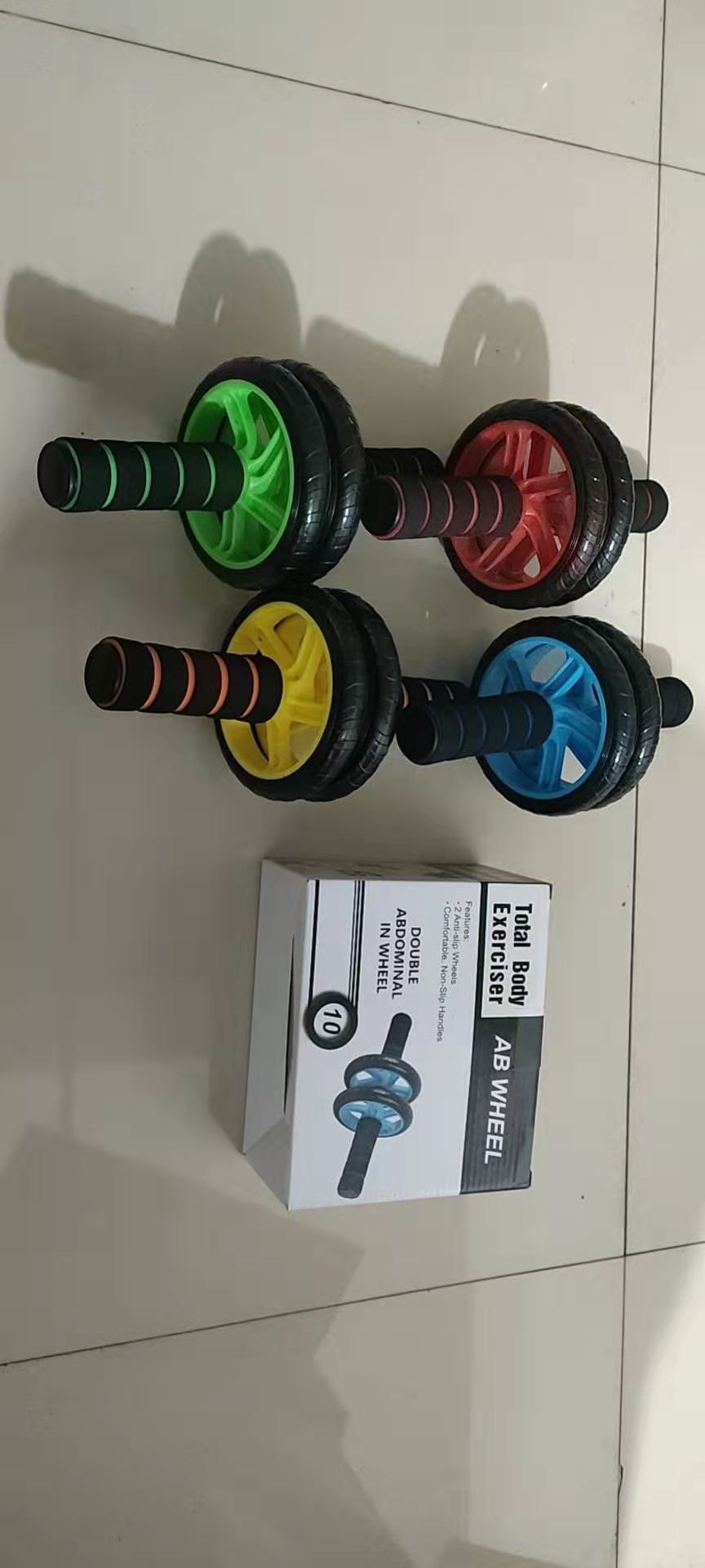 Equipo de gimnasio interior pequeño clásico AB doble rueda abdominal equipo de fitness al aire libre artículos deportivos