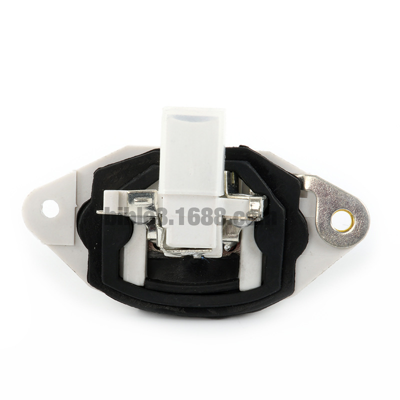Automobile generator electronic regulator IB360-IB362 truck agricultural tricycle universal regulator