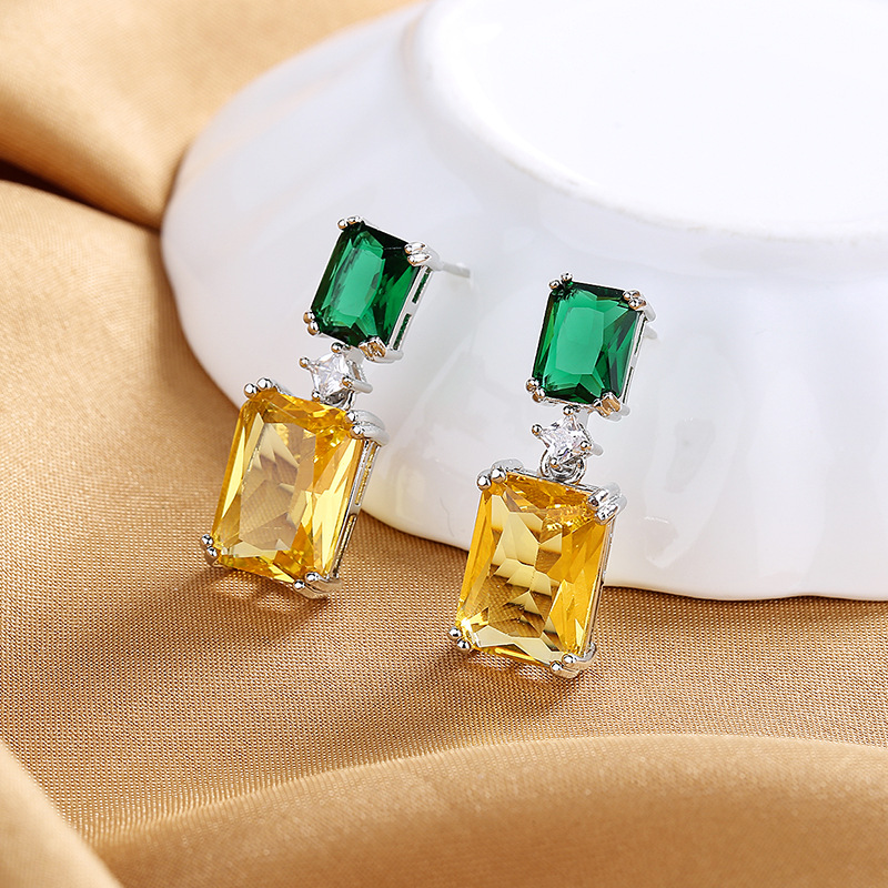 11g Weight 1 Pair Fashion Rectangle Copper Inlay Zircon Drop Earrings