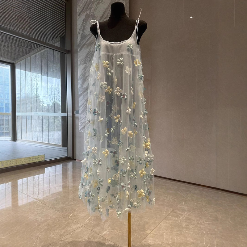 Evening Dress Elegant C- bit High-value Light Luxury 2025 Spring and Summer New Heavy Industry Three-dimensional Flower Mesh dress Women Evening Dress Elegant C- bit High-value Light Luxury 2025 Spring and Summer New Heavy Industry Three-dimensional Flower Mesh dress Women