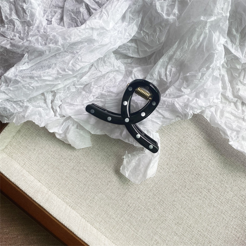 个性黑白波点小号抓夹可爱蝴蝶结交叉鲨鱼夹复古小香风发抓碎发夹|undefined