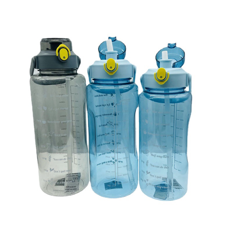 Fábrica de gran capacidad taza de agua de alto aspecto Internet celebridad paja taza estudiante de plástico portátil 3000ml escala hervidor de agua Masculino