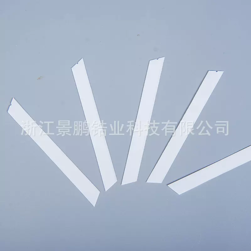 钩编机纺织厂用粗砂细纱切割耐磨陶瓷刀片划算可返磨旧刀片量大