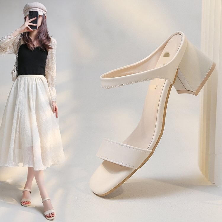 Elegant Sandals for Summer, New Square-Toe Fairy Style, 2026 Model, Fashionable High Heels to Match with Dresses, Lightweight Mom Slippers Elegant Sandals for Summer, New Square-Toe Fairy Style, 2026 Model, Fashionable High Heels to Match with Dresses, Lightweight Mom Slippers