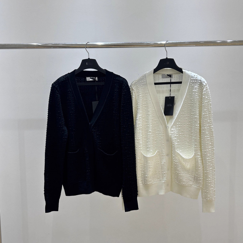 2025 New Knitwear Ff Dot Texture Oversized V Neck Long Sleeves Hidden Buttons Wool Dot Embroider New Style