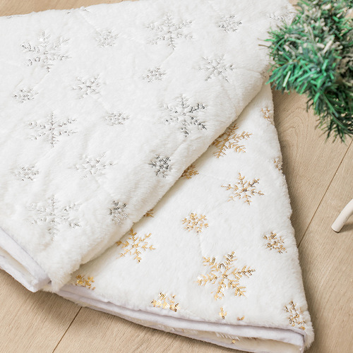 Love in Hong Kong Christmas decorations new round apron short plush snowflake tree skirt home Christmas tree bottom cushion