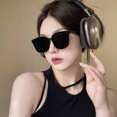 夏に街で歩く女性向けのネットセレブと同じスタイルのGMサングラス、男性向けの美白高級サングラス、アウトドア用紫外線防止メガネ