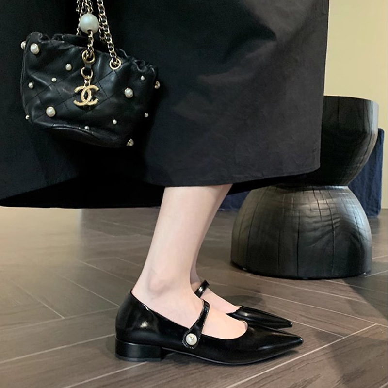 Uva mamá primavera nuevo francés retro dedo del pie puntiagudo boca baja tacón grueso zapatos de una sola capa Mary Jane zapatos de mujer