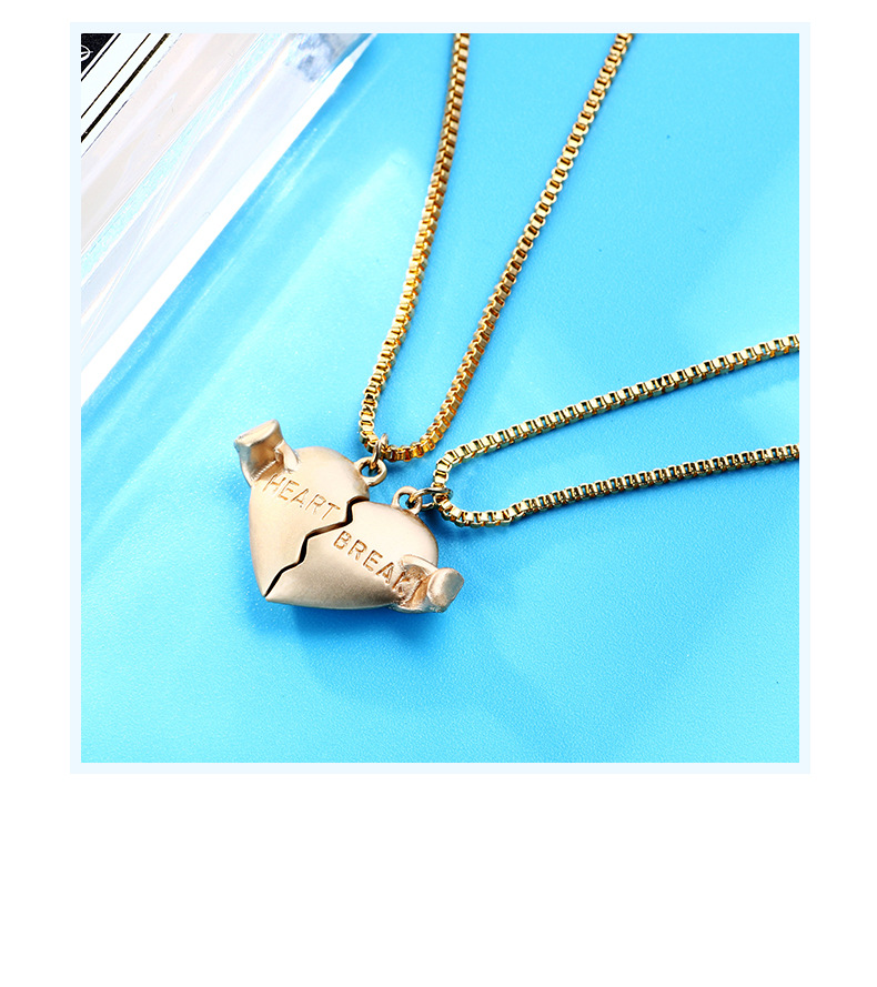 cable chain, box chain Chain Type 1 Pair Quantity Daily Occasion Alloy Material Simple Style Heart Shape Alloy Cable Chain Box Chain Pendant Necklaces Wholesale