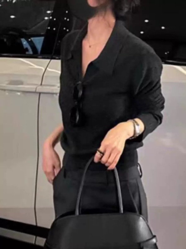 气质简约灰色短款POLO领精纺羊毛针织女春秋宽松薄款翻领·打底衫|undefined