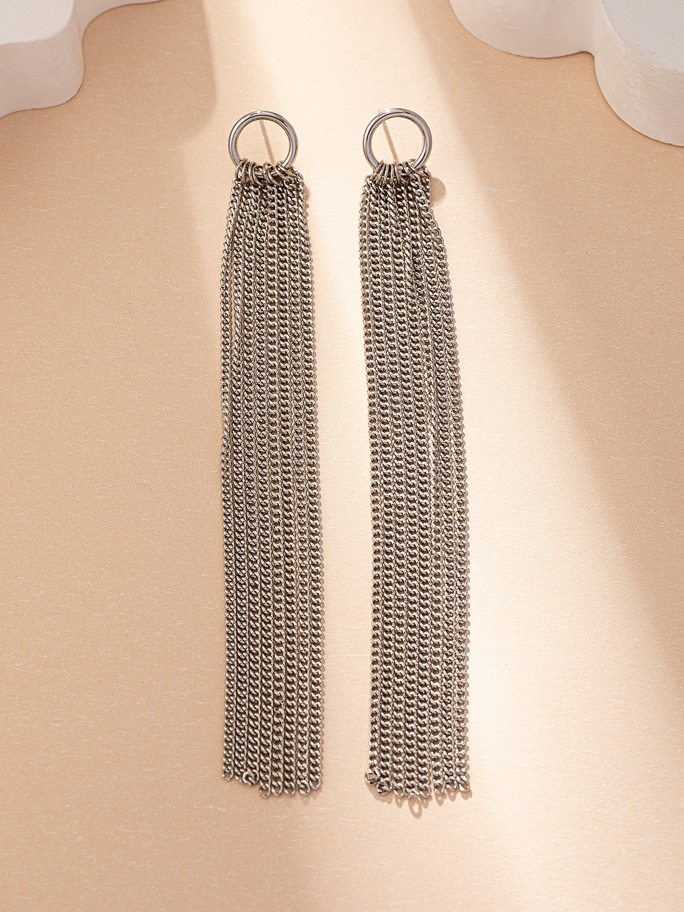 1 Pair Simple Style Tassel Zinc Alloy Drop Earrings display picture 7