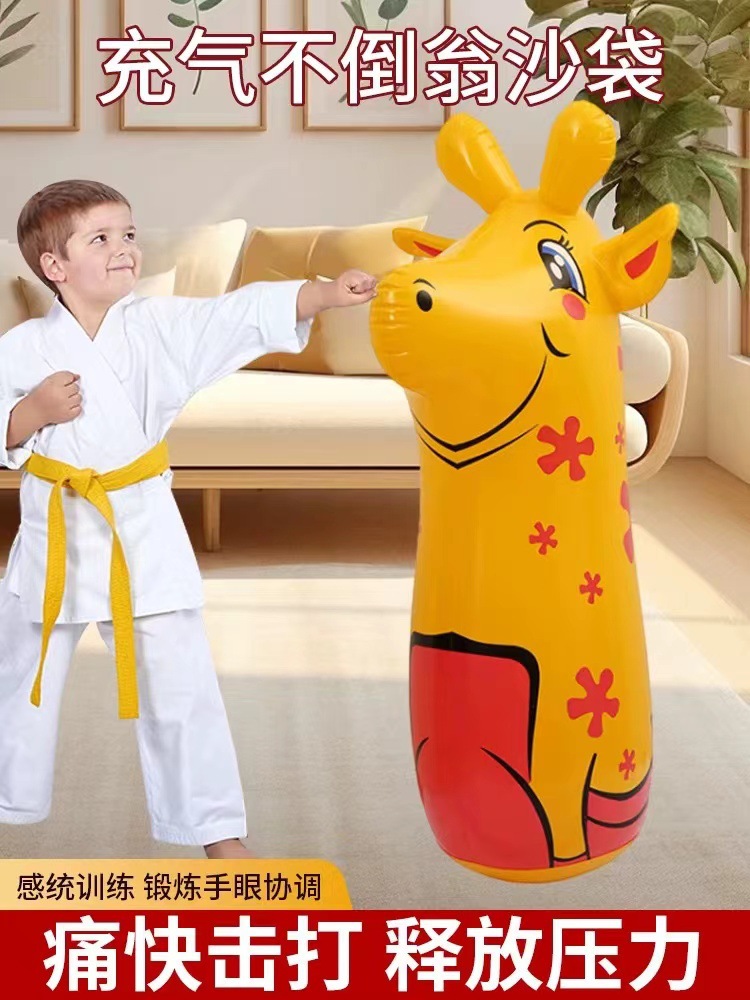 Dinosauro infláble de 90 cm de explosión de agua infláble para niños columna de boxeo accesorios juguetes de ventilación