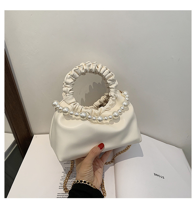 Wholesale Pleated Pearl Chain Solid Color Handbag Nihaojewelry display picture 118