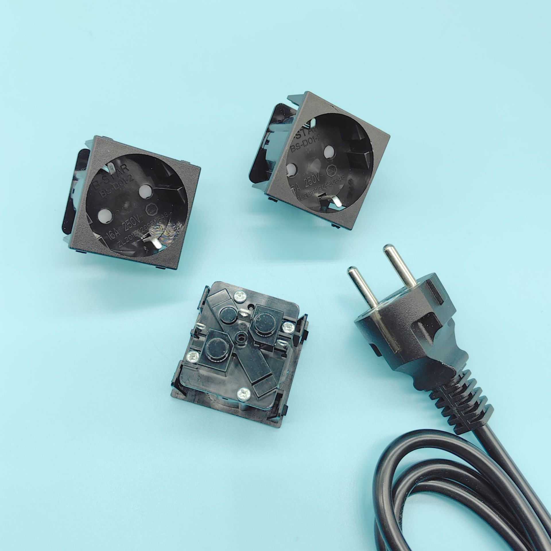 BS-D01-2德规 欧规 欧标电源AC插座 平面面板 储能电源 逆变器16A