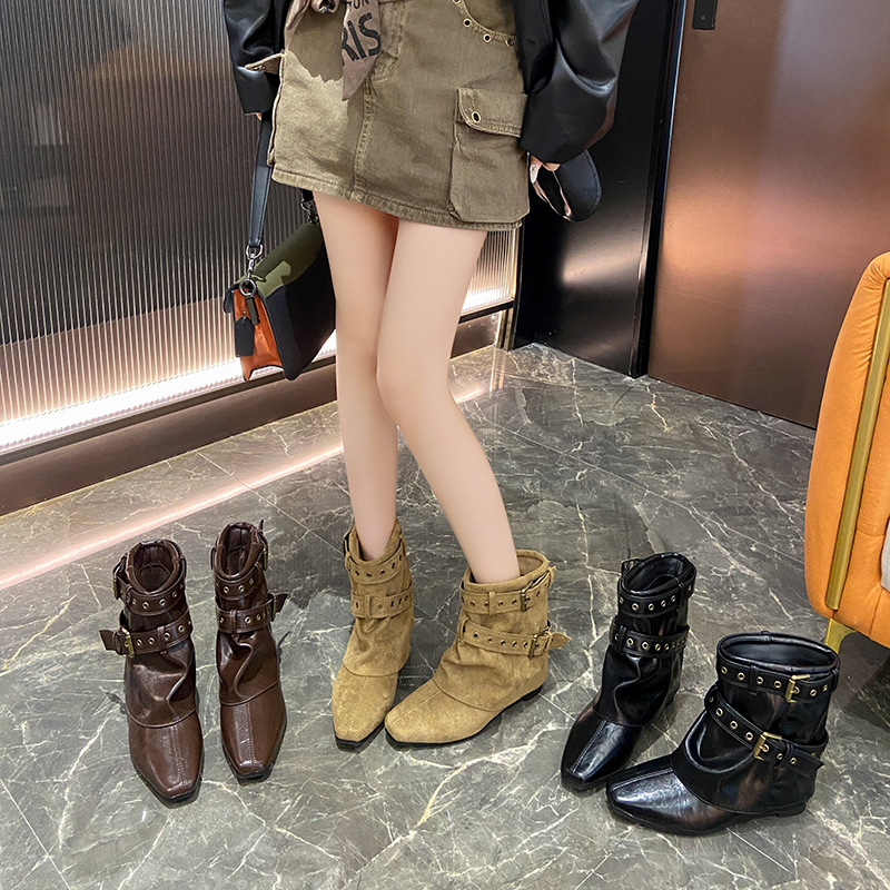 Women's 2026 New Autumn/Winter Hot-Selling Martin Boots with Hidden Heel, Maillard Pointed Toe, Belt Buckle, and Sweet-Cool Short Boots