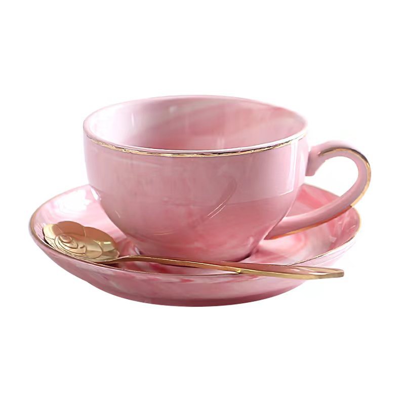 Luz de lujo taza de café traje de estilo europeo de alta apariencia taza y platillo taza de café de cerámica de alta gama exquisito juego de té de la tarde británica