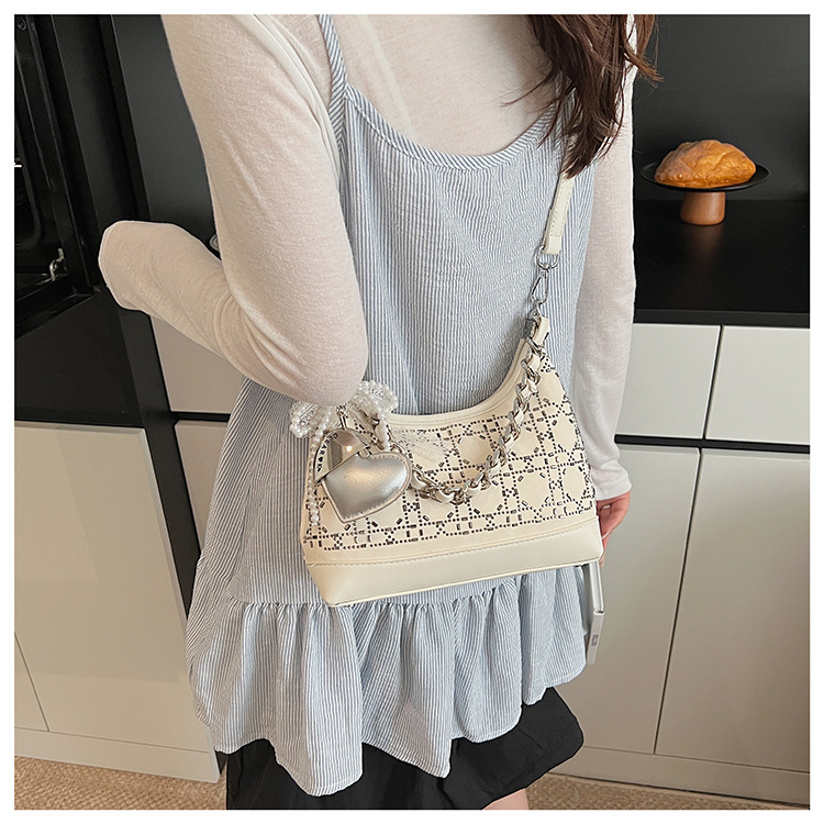 Trendy and stylish underarm bag for women 2025 summer new versatile and fashionable single-shoulder bag, chain denim crossbody bag undefined