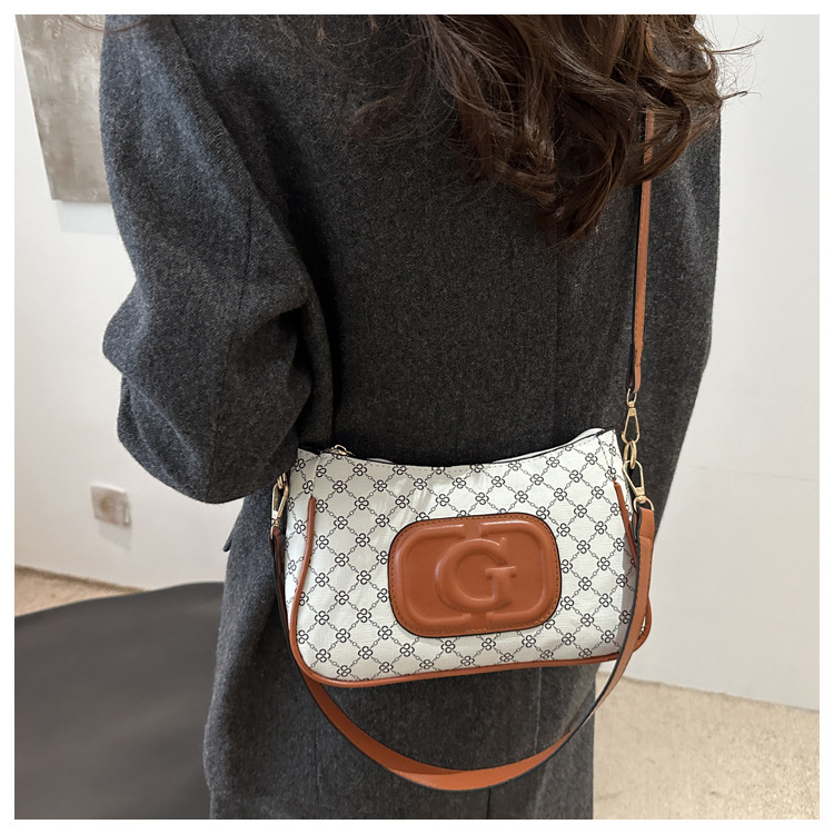 Cross-border retro trend small square bag for women, new fashionable printed French small square bag, niche and stylish single-shoulder crossbody bag undefined