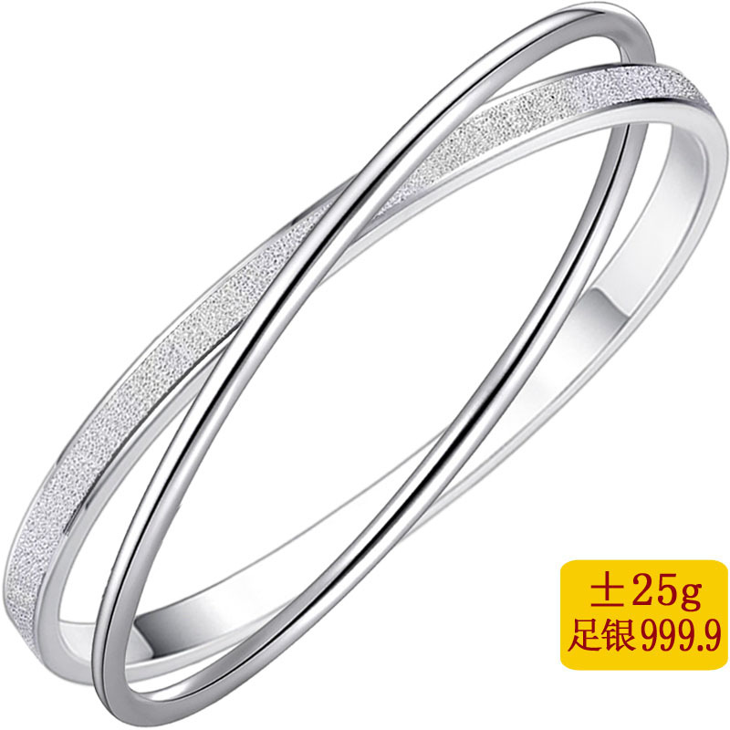Glossy silver bracelet