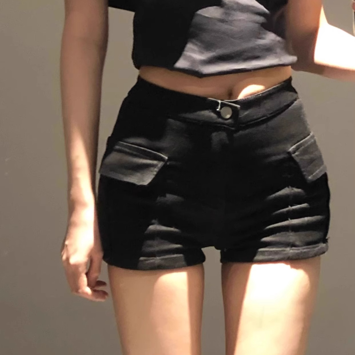 Black Casual Shorts for Women Summer 2025 New Slim Fashion High Waist Slimming A-Line Hip-Covering Hot Pants for Outer Wear