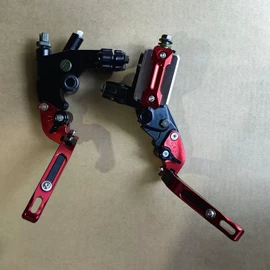 摩托车配附件;摩托车通用件