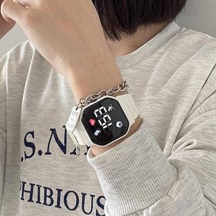 ���и��ЌW����ͯ�п����������ҹ���\��С���K����ֱ�Ů��