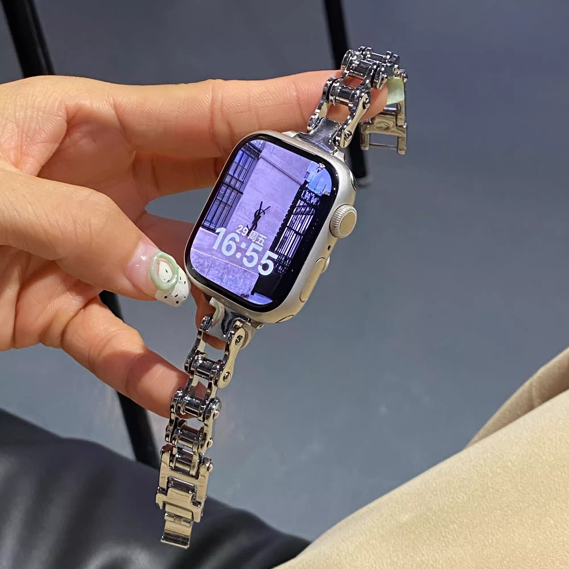 For Apple Watch s9 Strap Bicycle Chain Metal Wristband s8 Women's Fashion High Texture 10 Watch Chain Summer