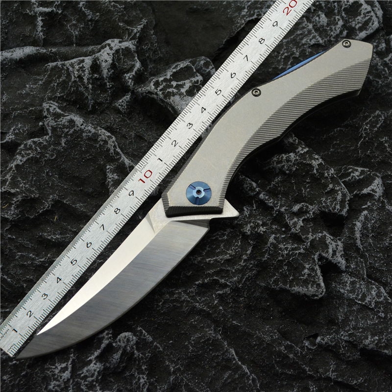 供应熊头蓝月户外露营D2轴承不锈钢随身便携EDC刀具水果刀折刀