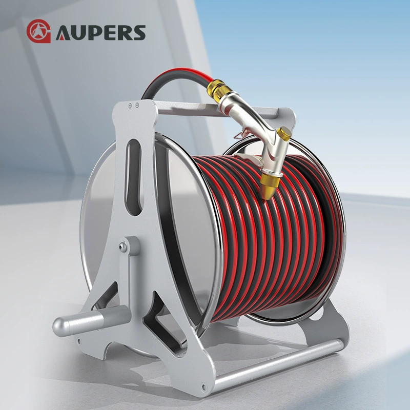 Кран для шланга для автомойки, бытовой водяной пистолет высокого давления для мытья и полива цветов с автоматической стойкой для хранения и набором катушек.